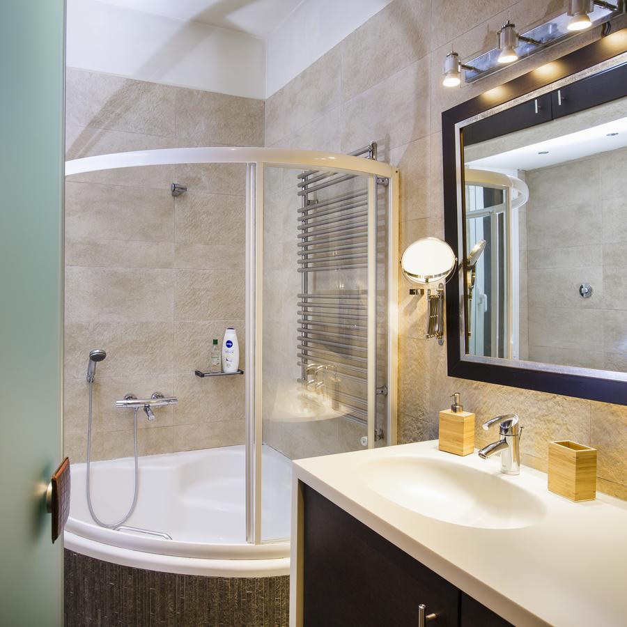 Kerameikos Boutique Athens Luxurious Apartments Bagian luar foto